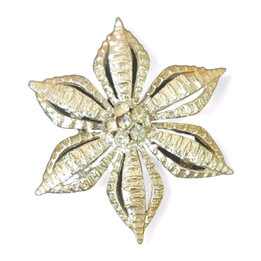 Jeweled Rhinestones Center Vintage Flower Star Brooch Pin